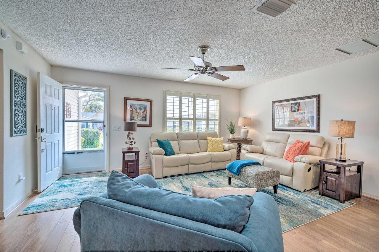 Home In The Villages With Lanai And Private Hot Tub! Bagian luar foto