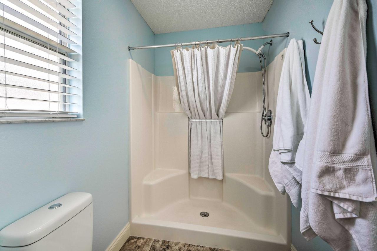 Home In The Villages With Lanai And Private Hot Tub! Bagian luar foto